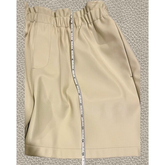 Steve Madden Womens Vegan Leather Elastic Waist High-Rise Shorts Beige Size M - Picture 6 of 6